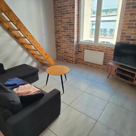 Joli Apparemment Type Loft Apartment Cavaillon Exterior foto