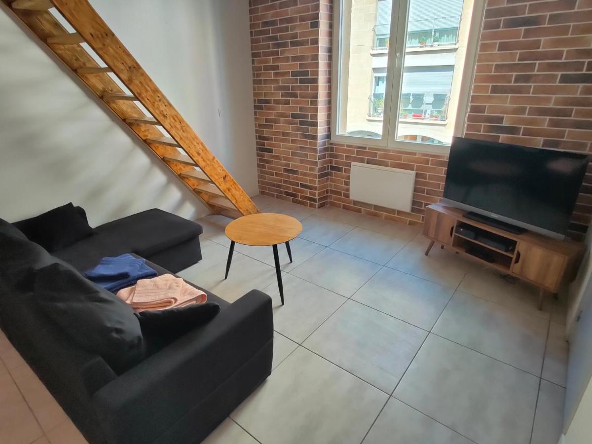 Joli Apparemment Type Loft Apartment Cavaillon Exterior foto